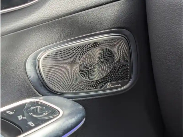 Mercedes Glc 300 e  hybrid eq 4matic — photo 16