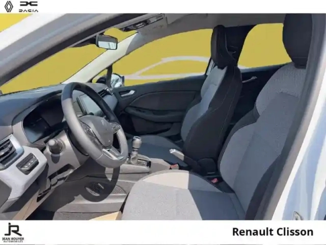 Renault Clio 1.5 dci 100ch evolution — photo 3
