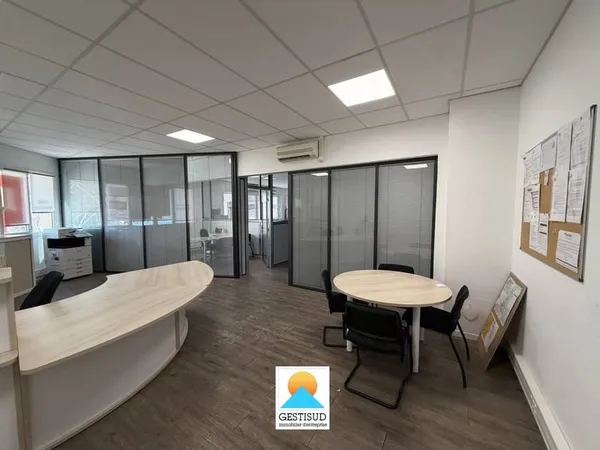 Bureaux 122 m²