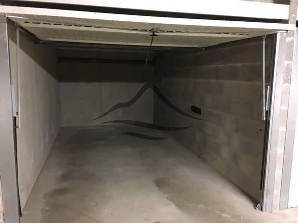 Parking 15 m²