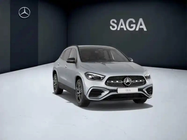 Mercedes Gla 200 d amg line — photo 11