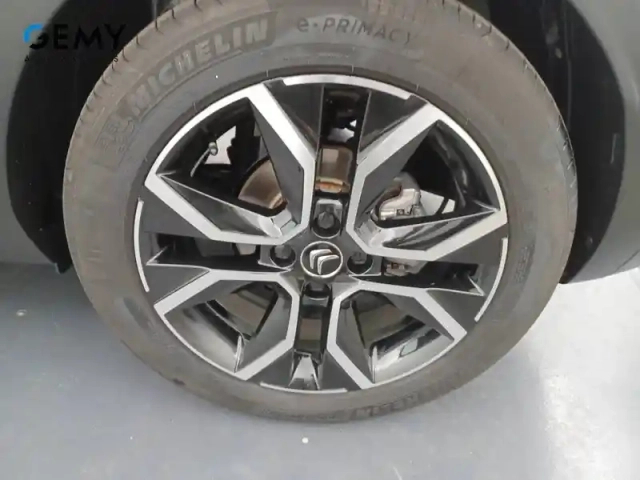 Citroën C4 e- 136 ch automatique — photo 32