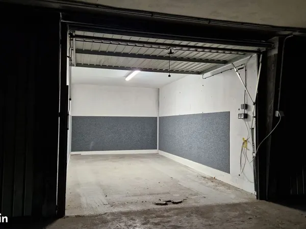 Box fermé à louer - Le Chesnay