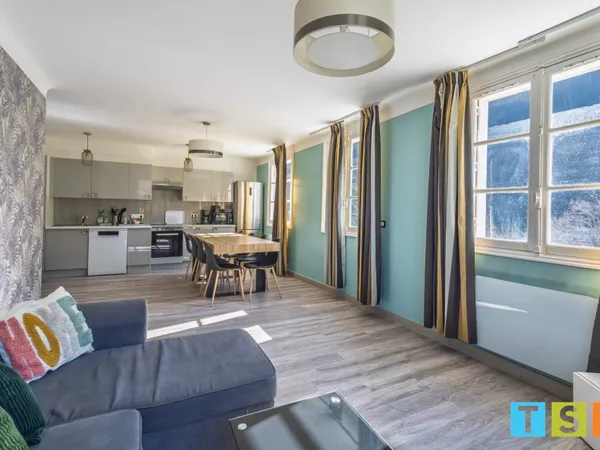 Appartement rénové 4 pièces 82 m²