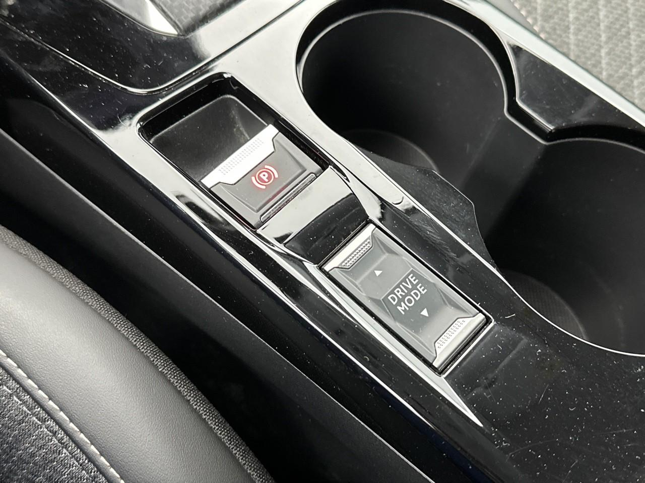 Peugeot 208 electrique 54 kwh 156ch allure — photo 33