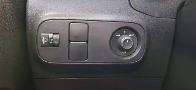 Citroën C3 bluehdi 100 s&amp;s bvm6 — photo 27
