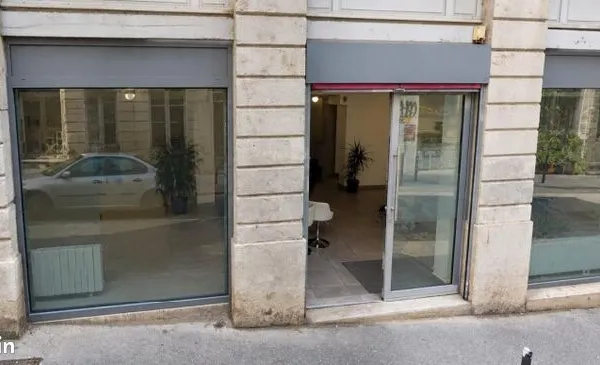 Local commercial 97 m²