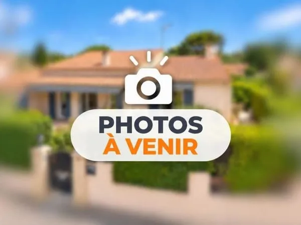 ? SALON-DE-PROVENCE (13)