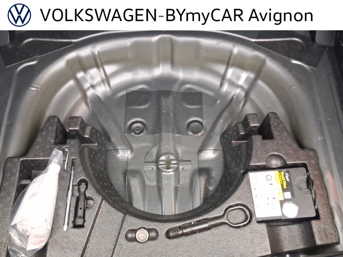 Volkswagen T-Roc 1.5 TSI EVO 150 Start/Stop DSG7 — photo 21
