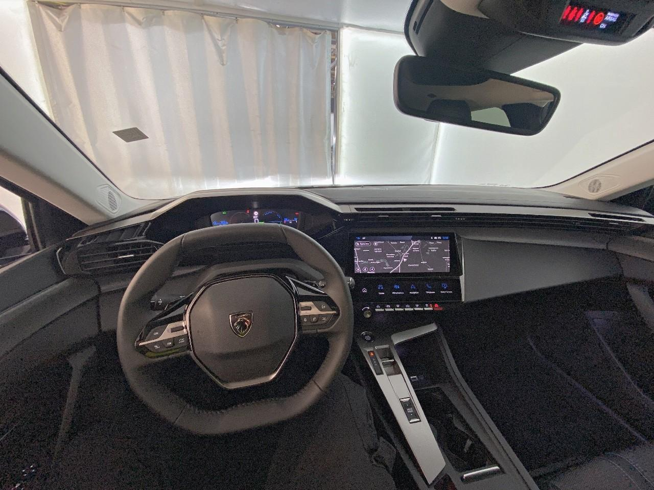 Peugeot 408 electrique 58 kwh 210 ch allure — photo 12