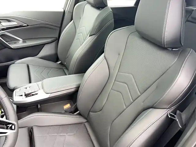Bmw X1 xdrive 25e 245ch dkg7 — photo 9