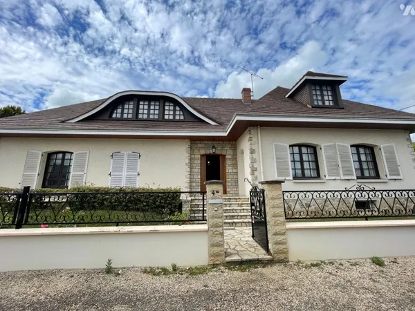 Maison 5 pièces 205 m²