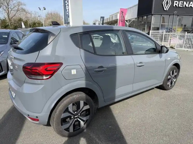 Dacia Sandero tce 90 gsr2 — photo 37