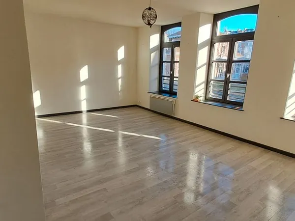 Appartement 2 chambres proximité gare tintelleries