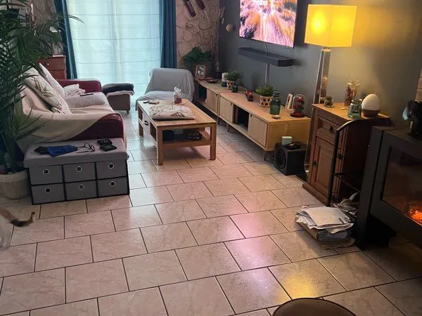 Maison plain pied à Demouville. 90 m2 avec le garage intégré