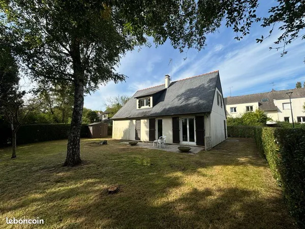 Chambre meublé coloc maison jardin Rennes proche Fac et mail mitterrand