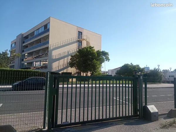 Parking a louer