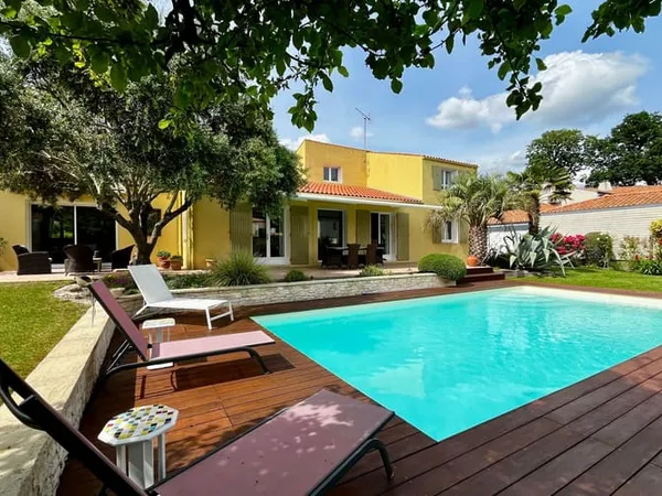 Maison 5 pièces 172 m²