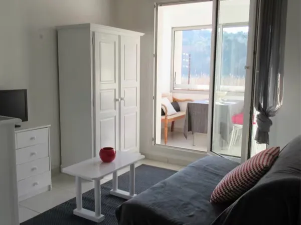 Appartement T1 bis meublé avec piscine - Sanary-sur-Mer