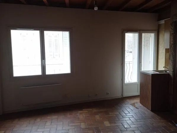 Appartement 3 pieces à Castillon la bataille