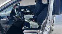 Toyota Yaris 116h Iconic 5p — photo 9