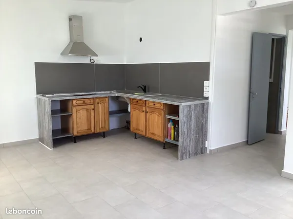 Location T3 Guillaume ST Paul