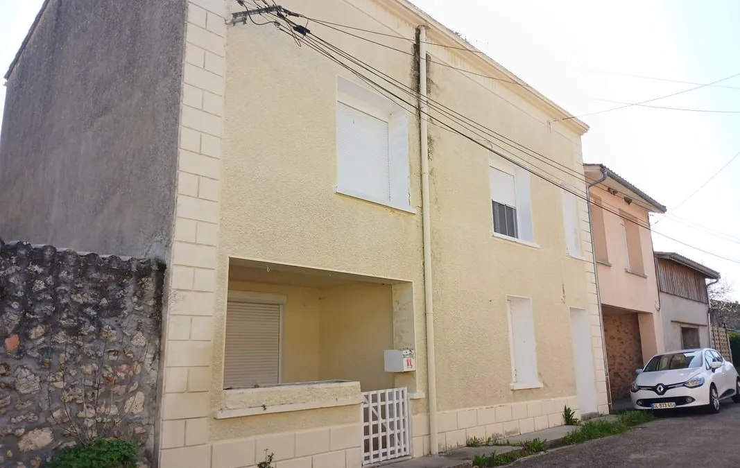 Photo 1
