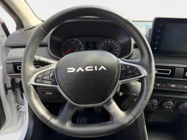 Dacia Sandero 1.0 eco-g 100ch expression — photo 15