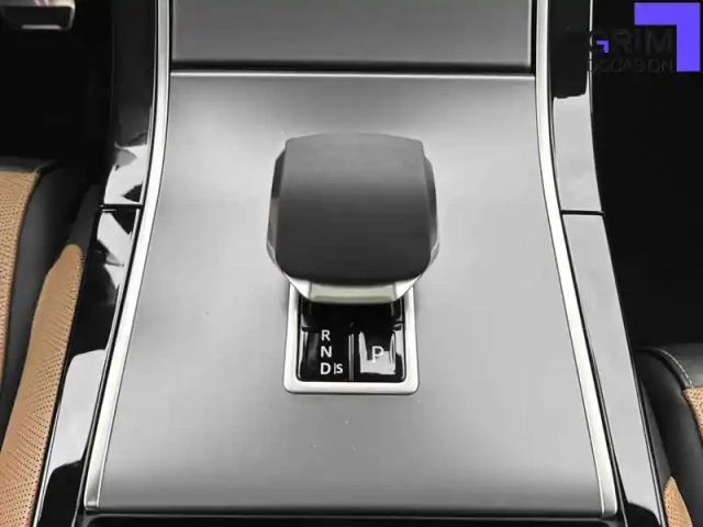 Land Rover Range Rover velar 2.0l p400e phev 404ch awd bva — photo 10