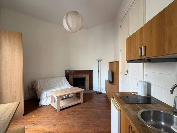 Studio 1 pièce 17 m²