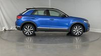 Volkswagen T-Roc 1.0 TSI 115ch T-Roc — photo 4