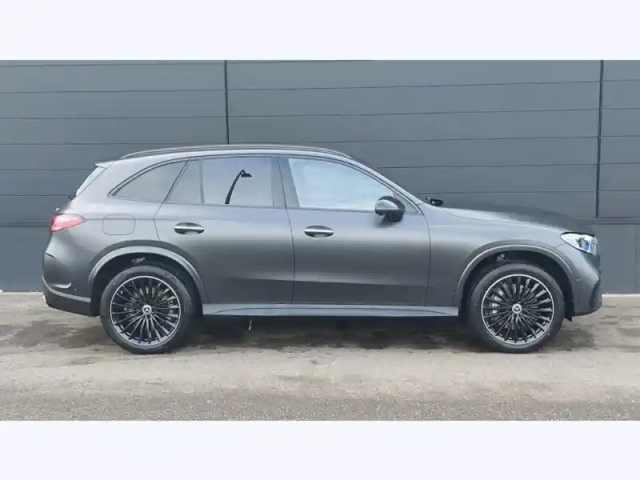 Mercedes Glc 300 e  hybrid eq 4matic — photo 6