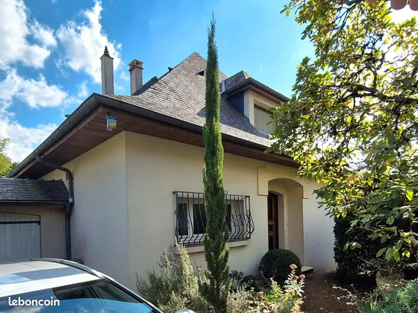 Au calme, maison T4 avec grand jardin, dont une partie constructible