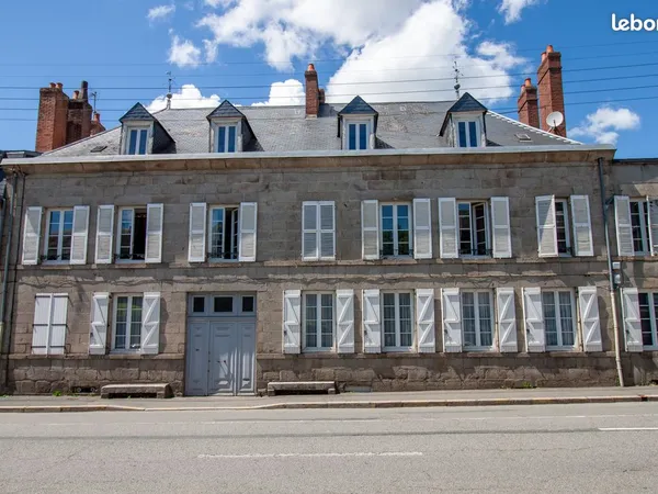 Propriété 11 pièces 309 m²