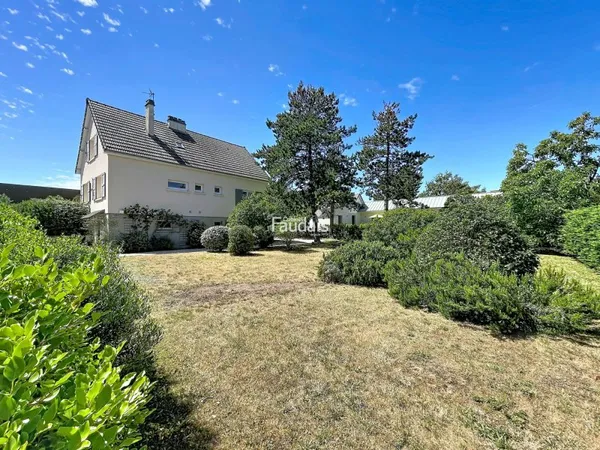 MAISON FAMILIALE AVEC JARDIN - EXCELLENT ETAT