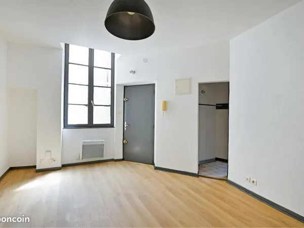 Appartement centre Nîmes