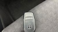 Toyota Yaris 116h Dynamic 5p MY22 — photo 16