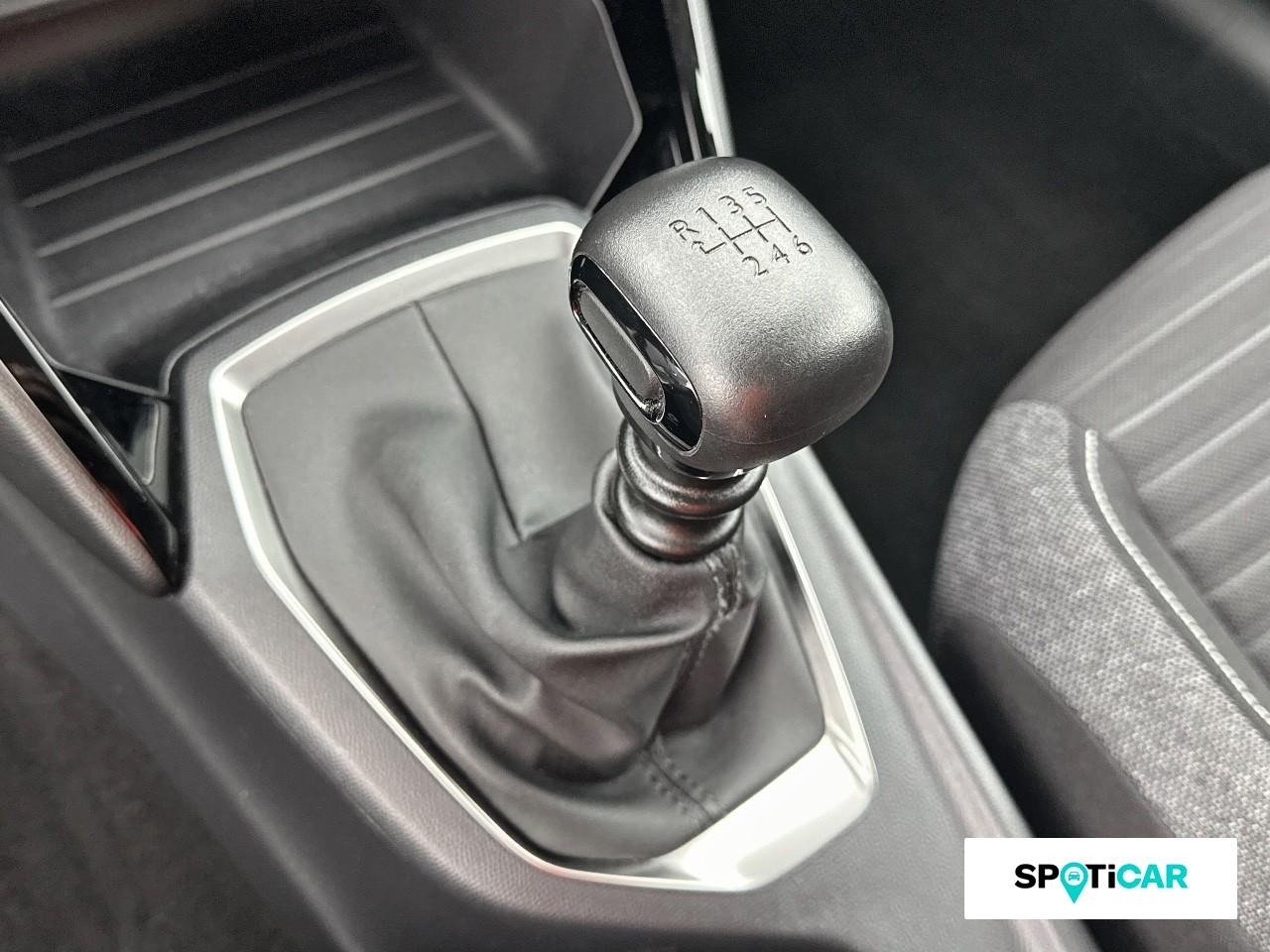 Peugeot 208 1.2 puretech 100ch s&s style 118g — photo 14
