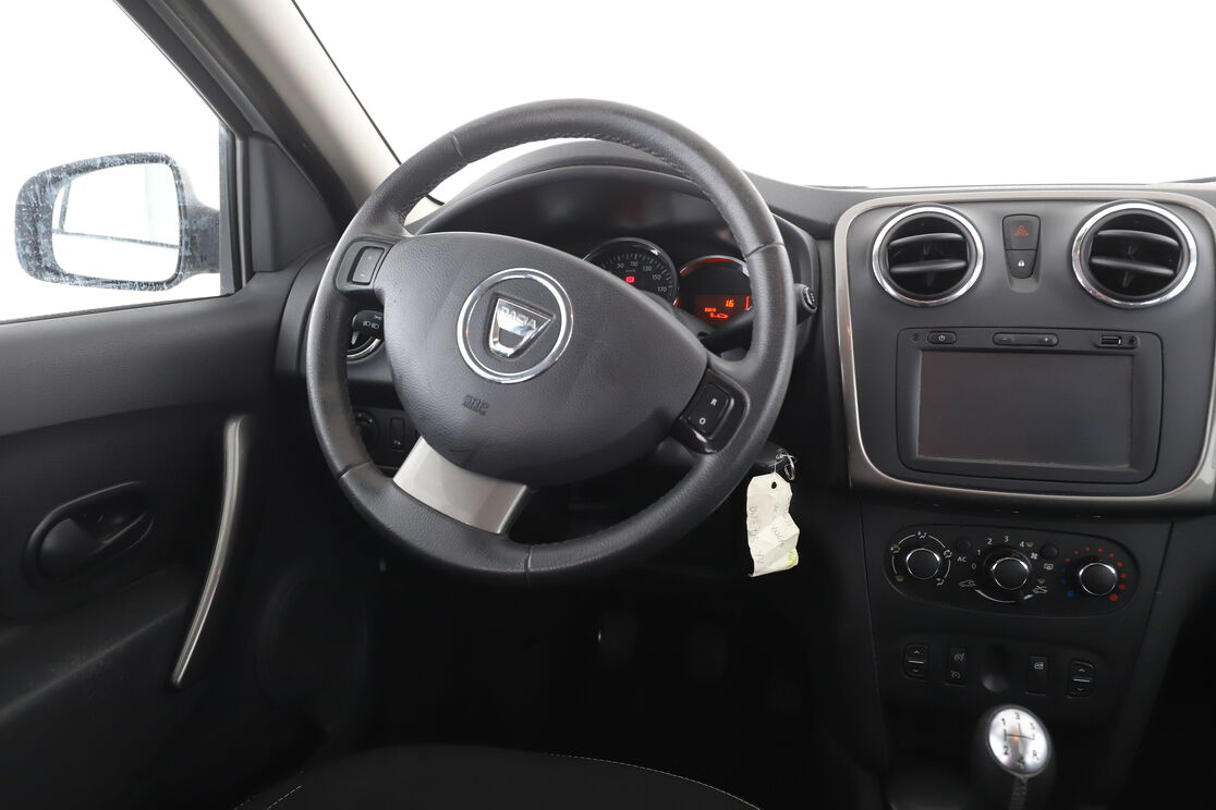 Dacia Logan MCV 1.5 dCi Prestige — photo 12