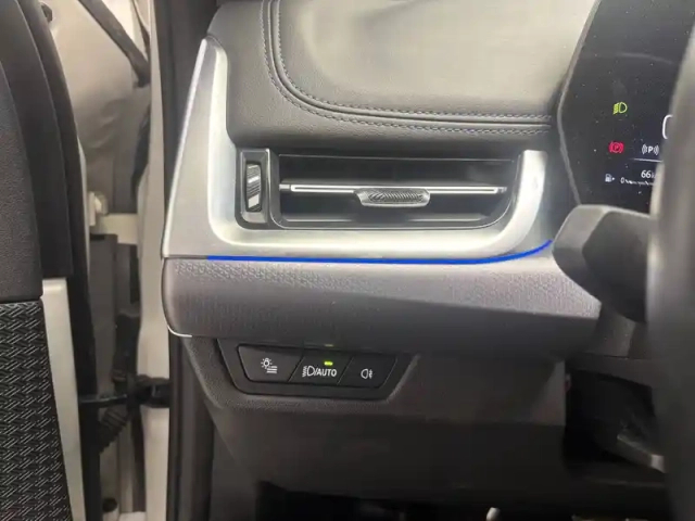 Bmw X1 sdrive 18d 150ch dkg7 — photo 36