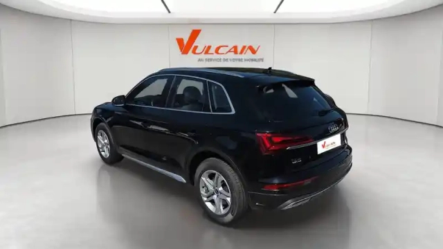 Audi Q5 50 tfsie 299 s tronic 7 quattro — photo 3