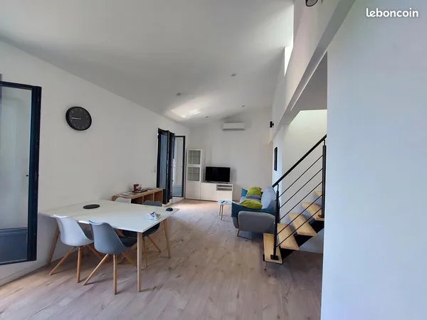 Loue duplex meublé Centre ville