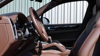 Porsche Cayenne 3.0 462ch E-Hybrid — photo 9