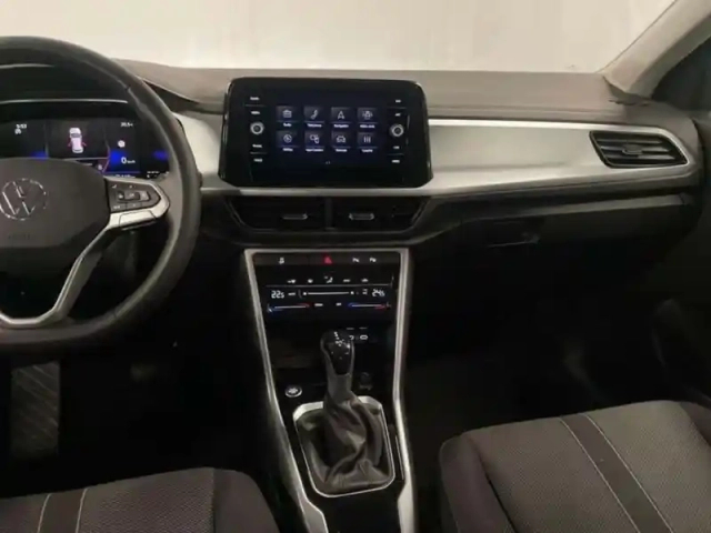 Volkswagen T-Roc 1.5 tsi evo2 150 start/stop dsg7 vw edition — photo 10
