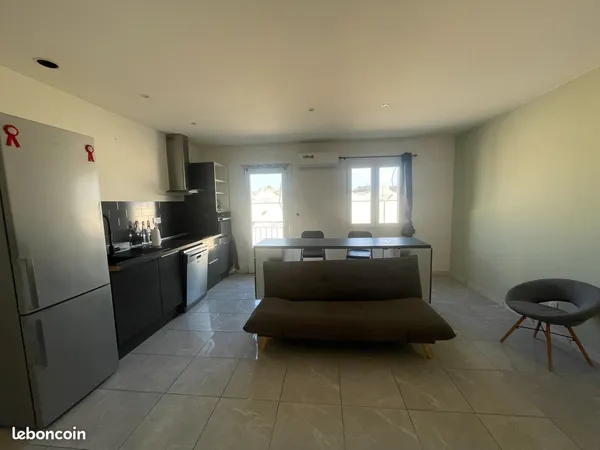 Appartement T3 meublé et tout équipé - 75 m² - Lunel (semaine / mois)
