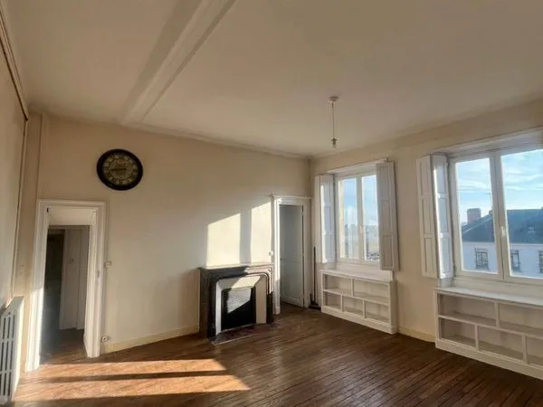 Colocation / Appartement 5 pièces