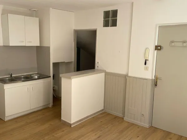 Appartement Location Boujan-sur-Libron 1p 18m² 320€