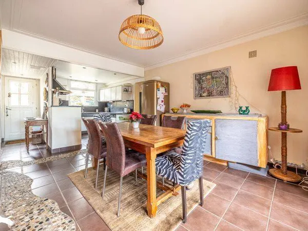 Maison 9 pièces 195 m²