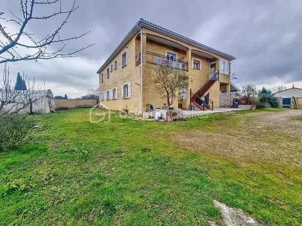 Immeuble 350 m²