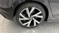 Volkswagen Golf 1.5 eTSI OPF 150ch R-Line DSG7 — photo 22
